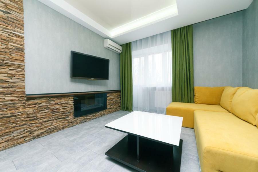 Hotrent Apartment Kyiv