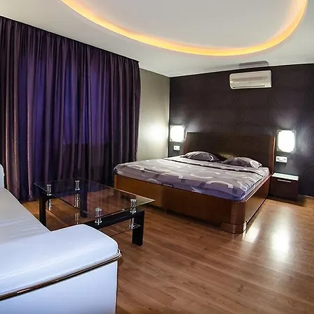 Hotrent City Kyiv Exterior photo